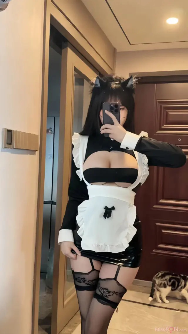 琳铛铛: 可爱女仆 (28 photos)