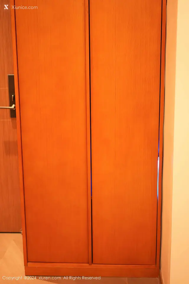 Xiuren秀人网 No.8054 谭小灵 (74 photos)