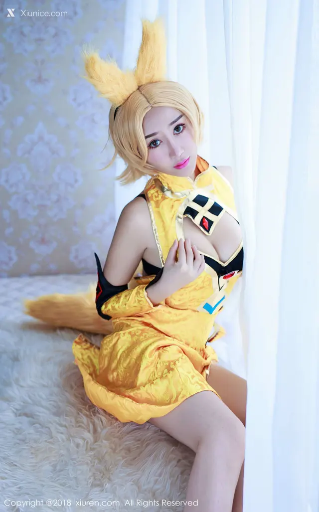 Xiuren秀人网 No.0937 邹晶晶女王 (45 photos)