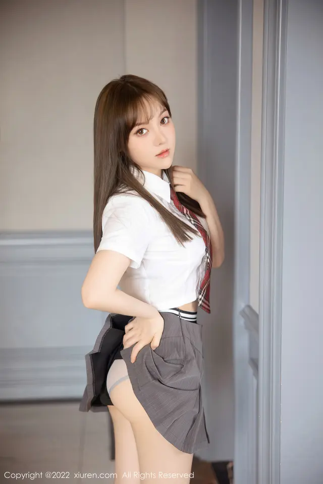 [XiuRen秀人网]2022.06.14 No.5143 豆瓣酱 黑丝美臀[72+1P／648M]