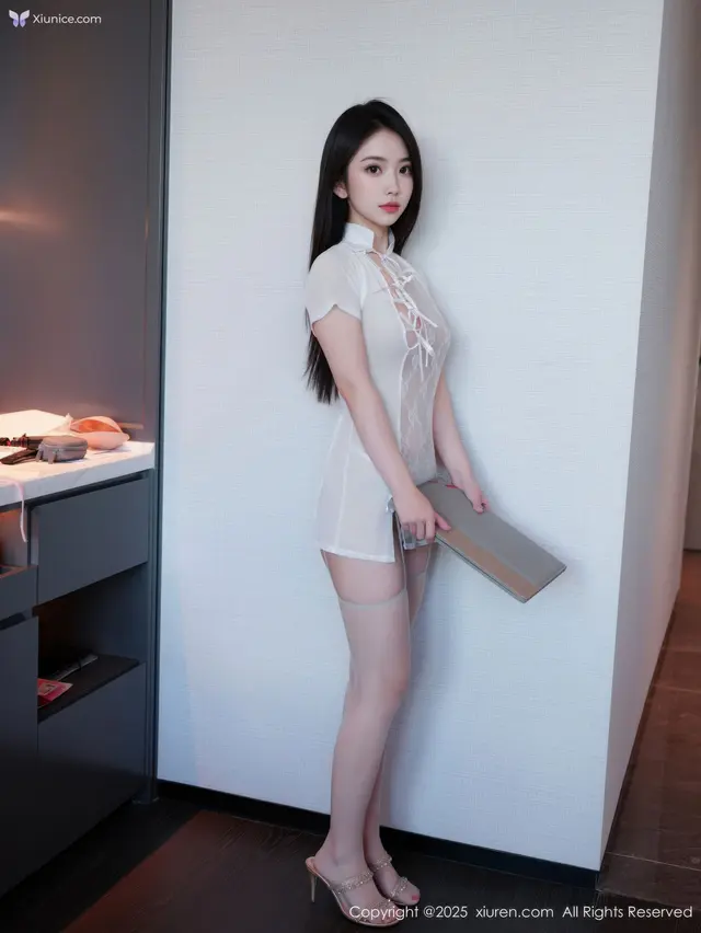 XIUREN No.10854: 烧烧小桃 (65 photos)