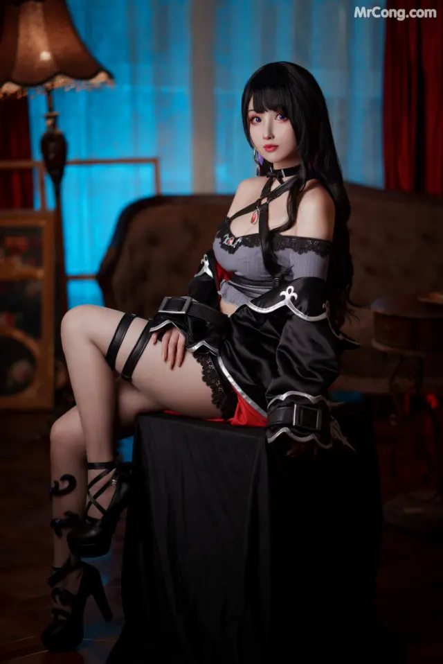 Coser@rioko凉凉子 Vol.111: 魅魔X恋乃夜舞 (40 photos)