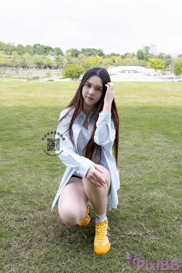 [小众视觉] No.014: 悦悦 (101 photos + 1 video)