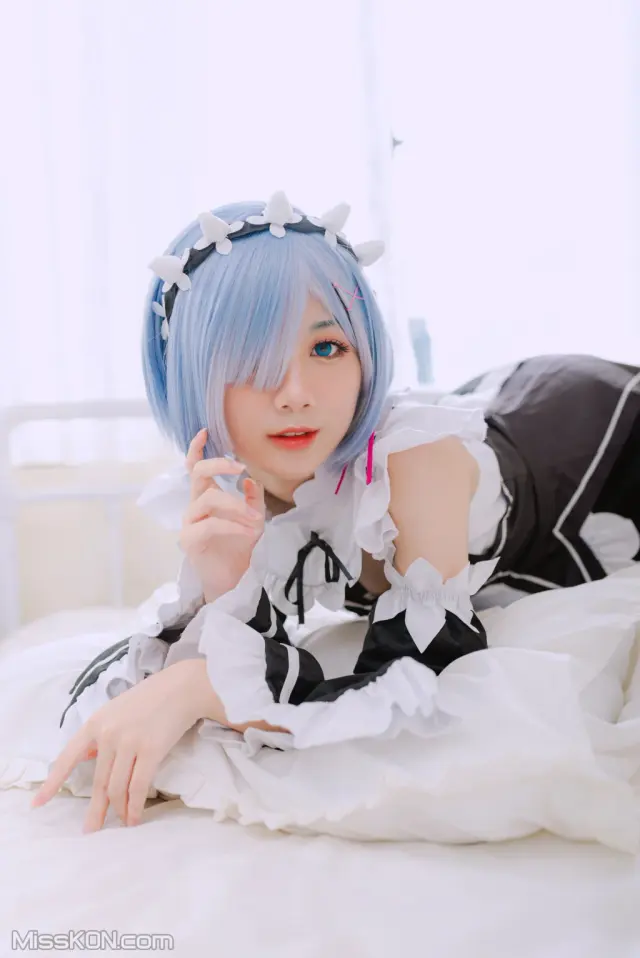 Coser@PoppaChan: Rem Maid Re Zero (20 photos)