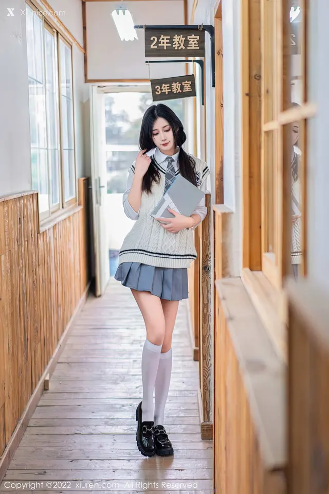 XIUREN No.5970: laura阿姣 (100 photos)