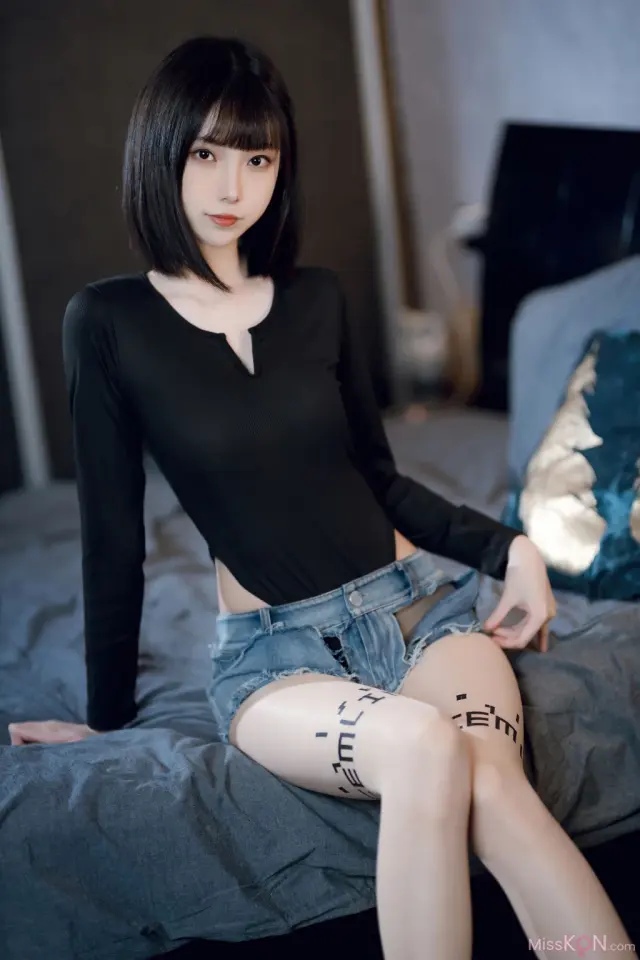 Coser@许岚LAN: 纯欲牛仔短裤2 (40 photos)