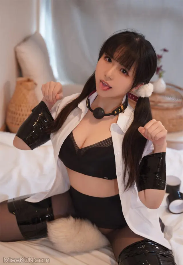 Coser@虎森森: 我的妹妹竟然想变成狗狗 剧情 (71 photos)