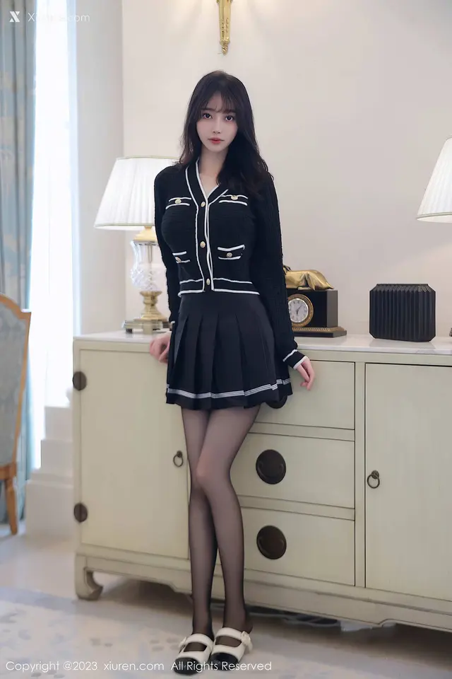 XIUREN No.7287 玥儿玥er (83 photos)