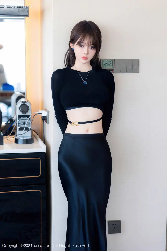 Xiuren秀人网 No.8661 奶瓶. (83 photos)