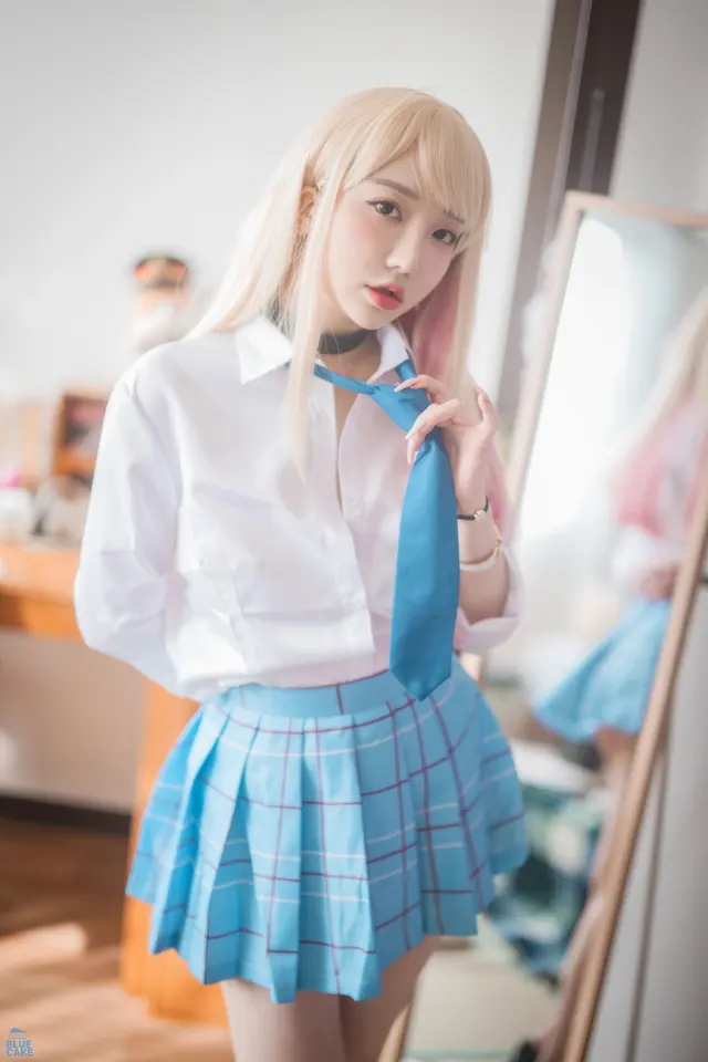 [BLUECAKE] Son Ye-Eun (손예은) – Marin Kitagawa WHITE ver (230 photos)