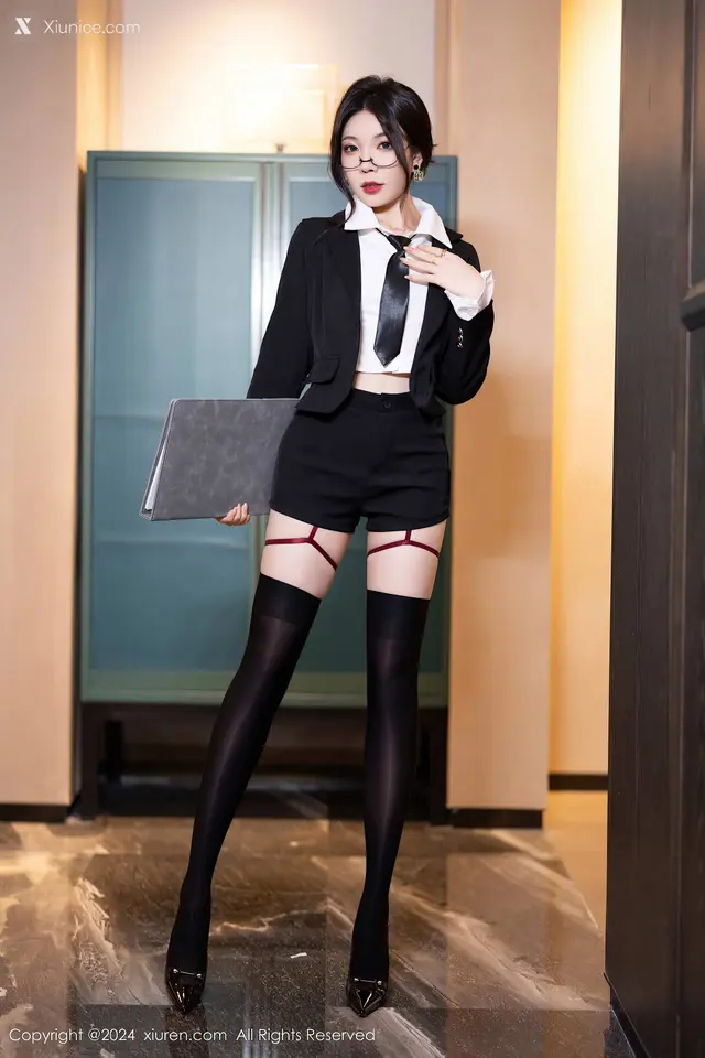 Xiuren秀人网 No.8440 徐莉芝Booty (82 photos)