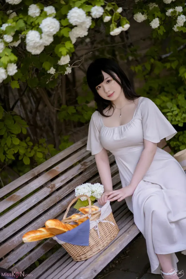 Coser@皮皮奶可可爱了啦 – 绣球花 (24 photos)