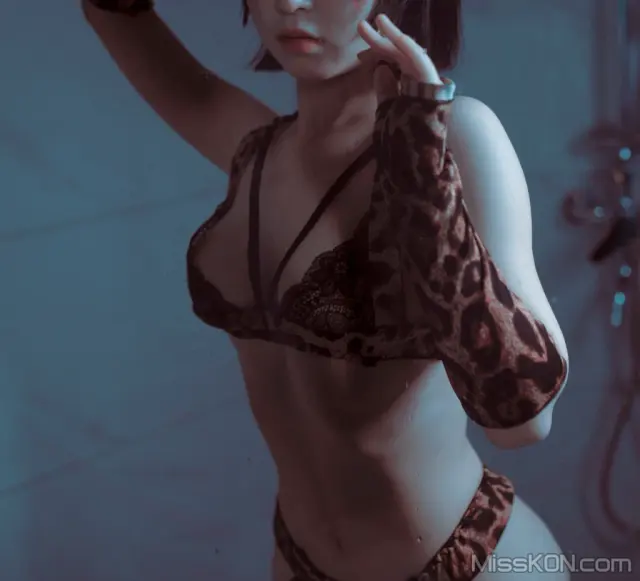 Coser@晕崽: 小豹精 (39 photos)