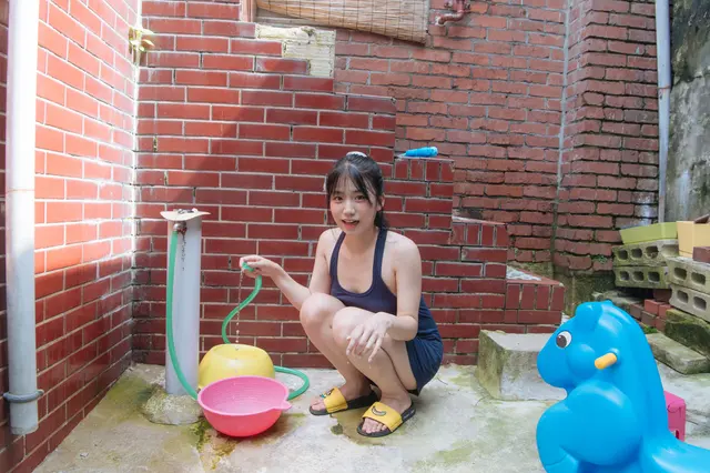 [MilkyBomb] Yui: Vol.1 Last Summer (192 photos)