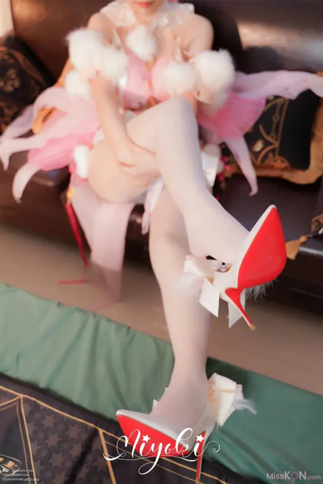Coser@铃木美咲 (Misaki Suzuki): 日轮之花·胡桃 (21 photos + 1 video)
