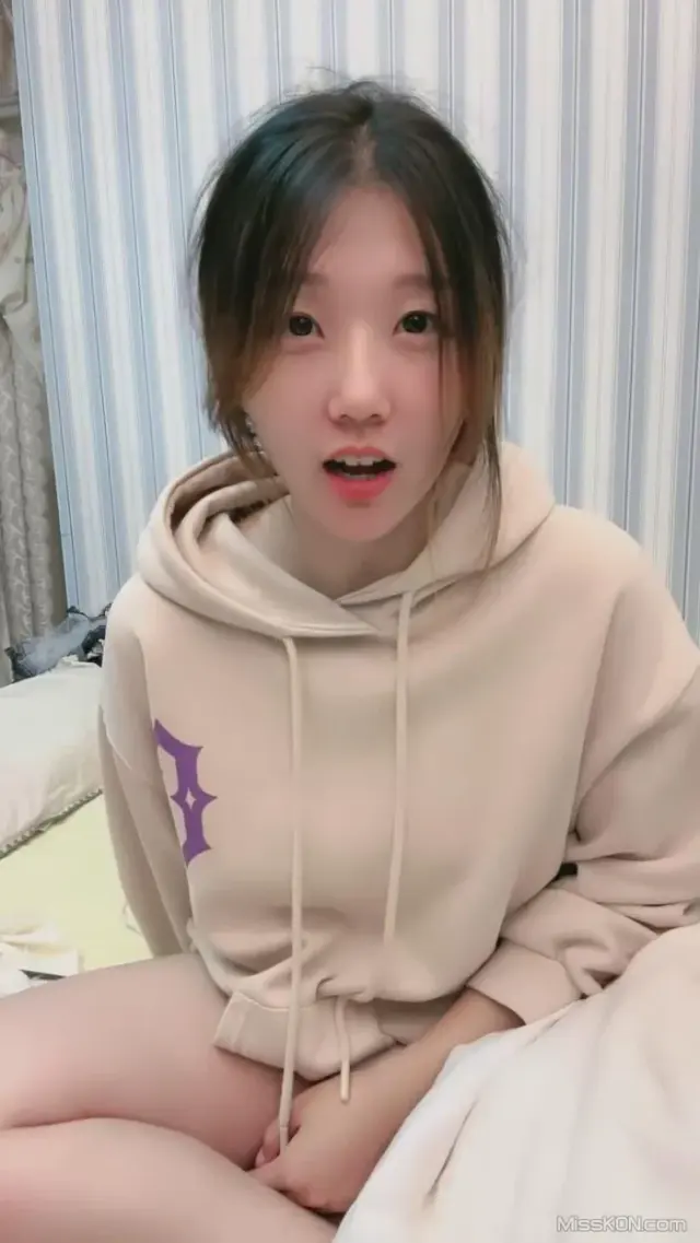 起司微甜: 御姐裸舞诱惑 (37 photos + 6 videos)