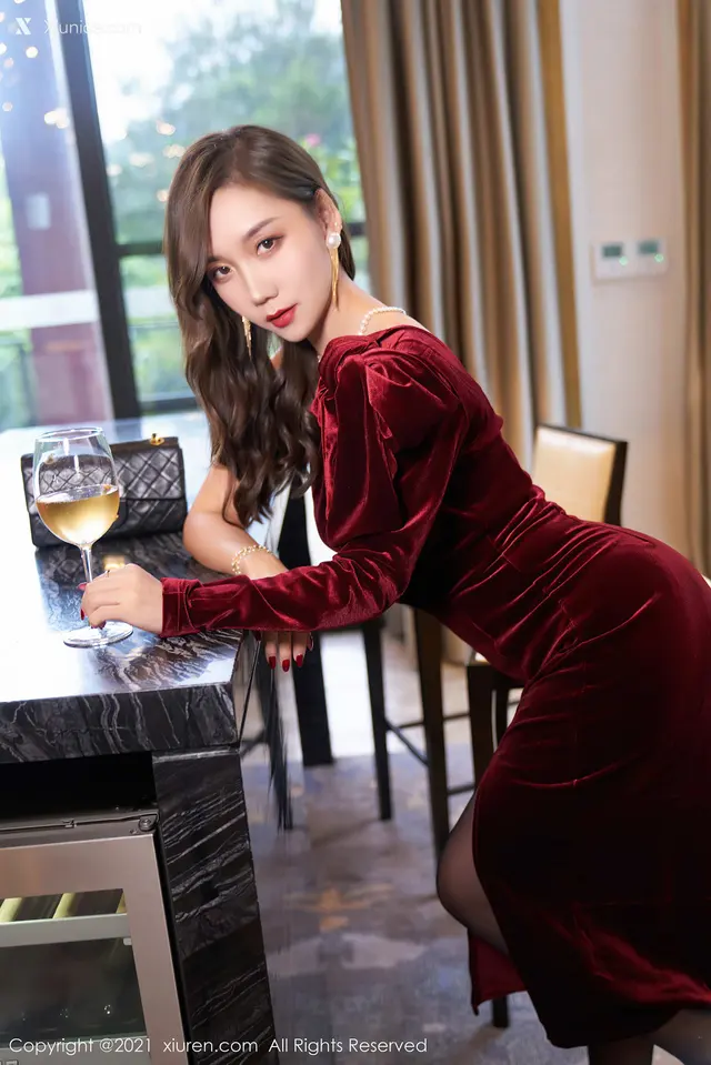 Xiuren秀人网 No.3807 艾静香 (61 photos)