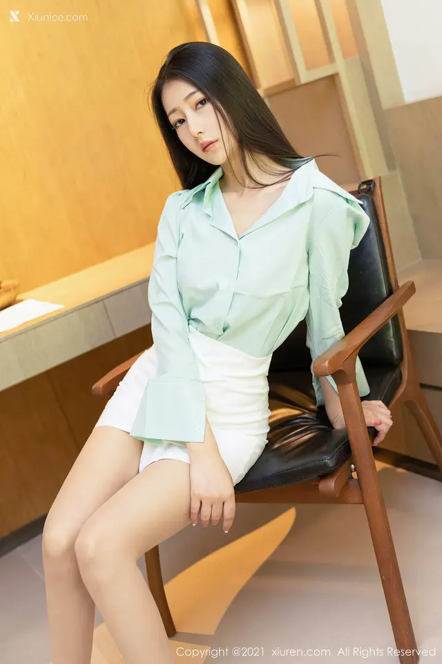 Xiuren秀人网 No.4190 熊小诺 (51 photos)