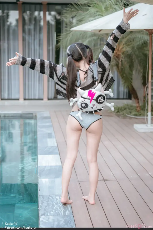 Coser@KuukoW No.171: Grey Bikini (37 photos)