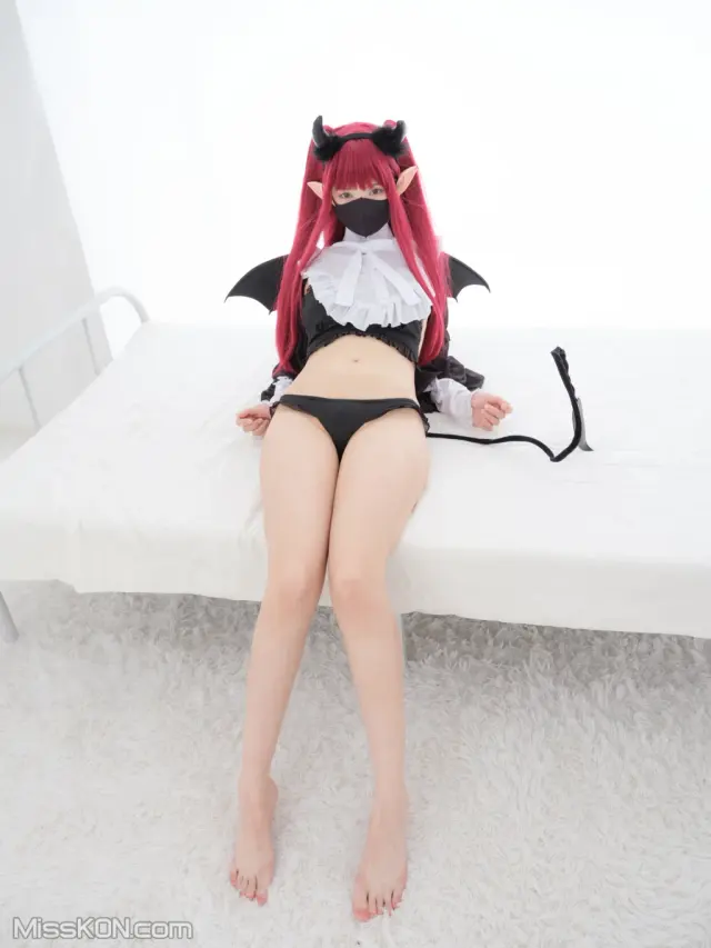 [紧急企划] EX-009: 见希w (51 photos)
