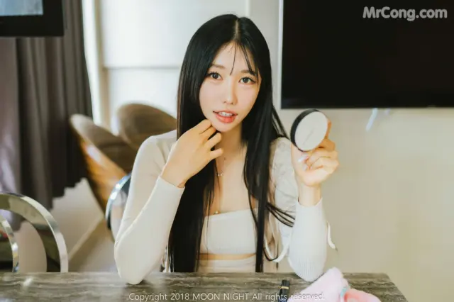 Moon Night Snap Yunjin – Peach