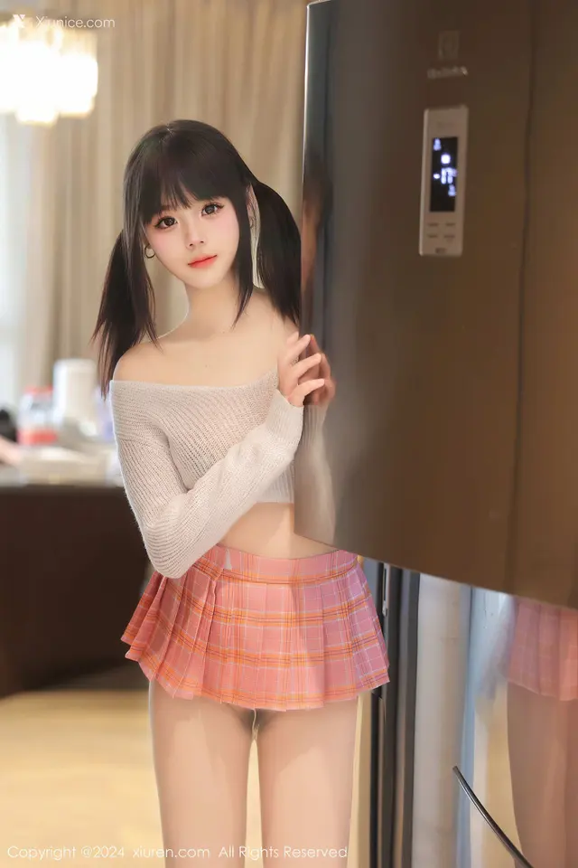 Xiuren秀人网 No.8404 徐若兮 (82 photos)