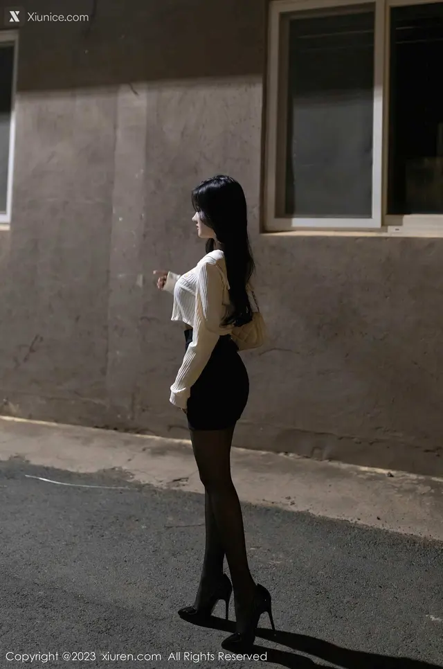 Xiuren秀人网 No.7588 谭小灵 (74 photos)