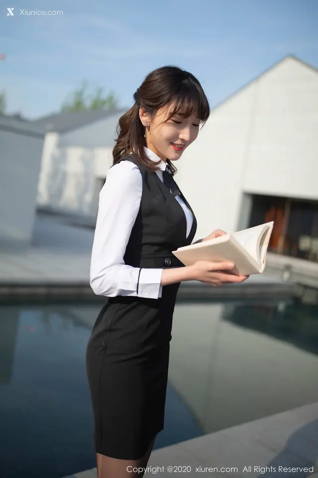 Xiuren秀人网 No.2312 陆萱萱 (76 photos)