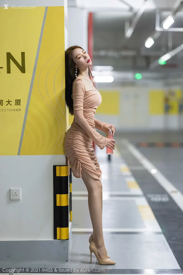 IMiss爱蜜社 No.0596 梦心月 (86 photos)