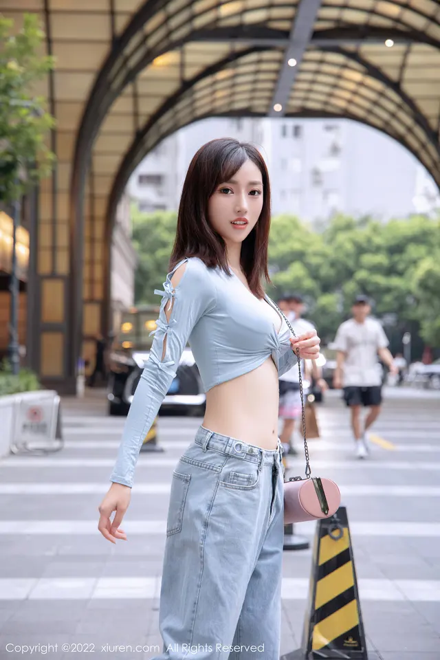 [XiuRen秀人网]2022.06.02 No.5097 西门小玉 牛仔裤美腿[67+1P／ 659M]