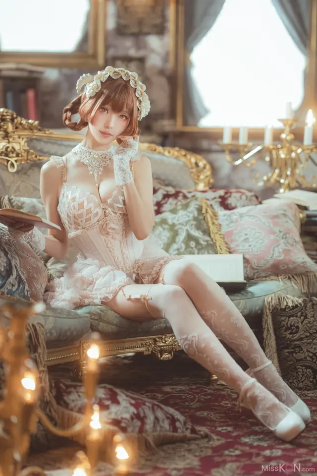 Coser@Ely_eee (ElyEE子): Book Witch 書本魔女 (33 photos + 4 videos)