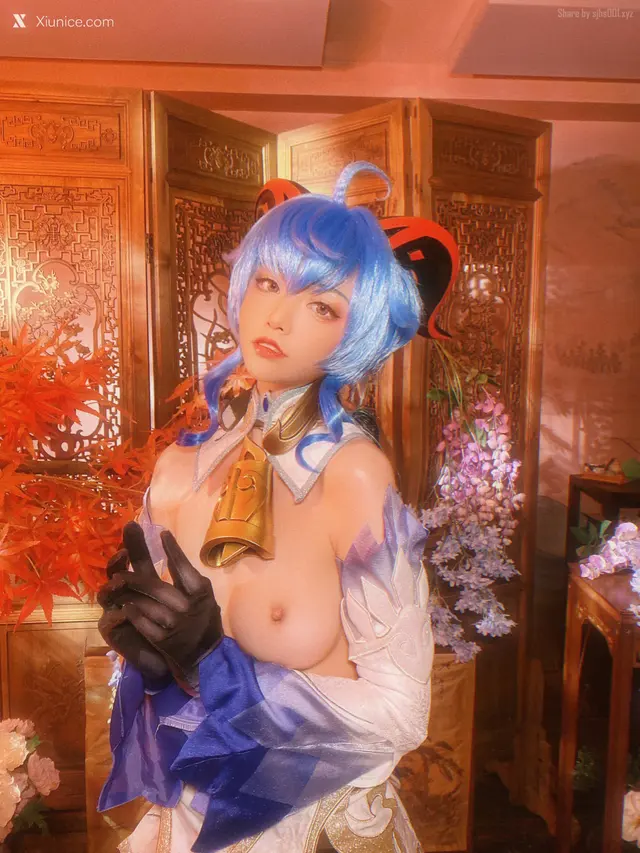 Coser@爆机少女喵小吉 (Nekokoyoshi) 原神-甘雨 (49 photos)