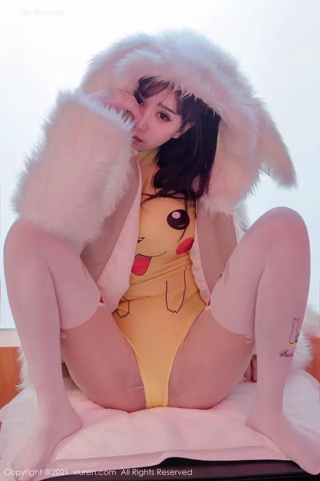 Xiuren秀人网 No.2988 小果冻儿 (56 photos)