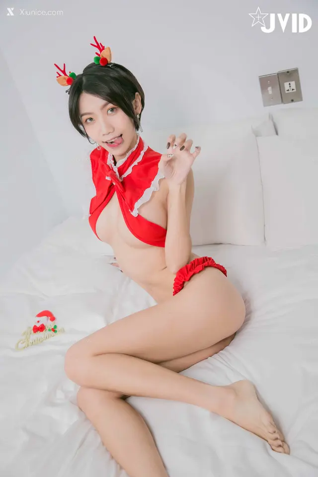 JVID – Verna & 伊芙蝶 – 情欲双子-鹿女派对后的3P愿望 (119 photos)
