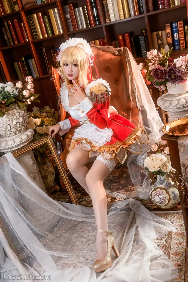 Coser@羽生三未: 尼禄 (34 photos)
