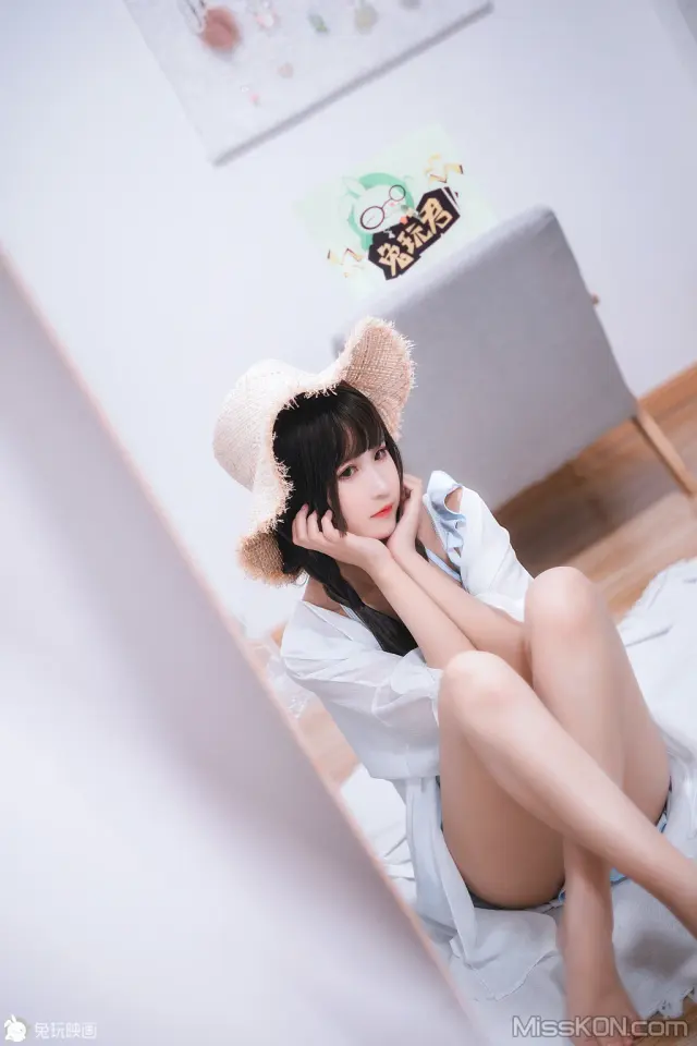 Cosplay@兔玩映画 Vol.057: 房间里的夏天 (42 photos)