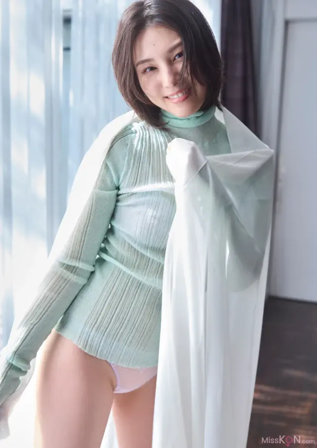 [JP] Iori Sagara (相樂伊織): 背中から抱きしめて (52 photos)