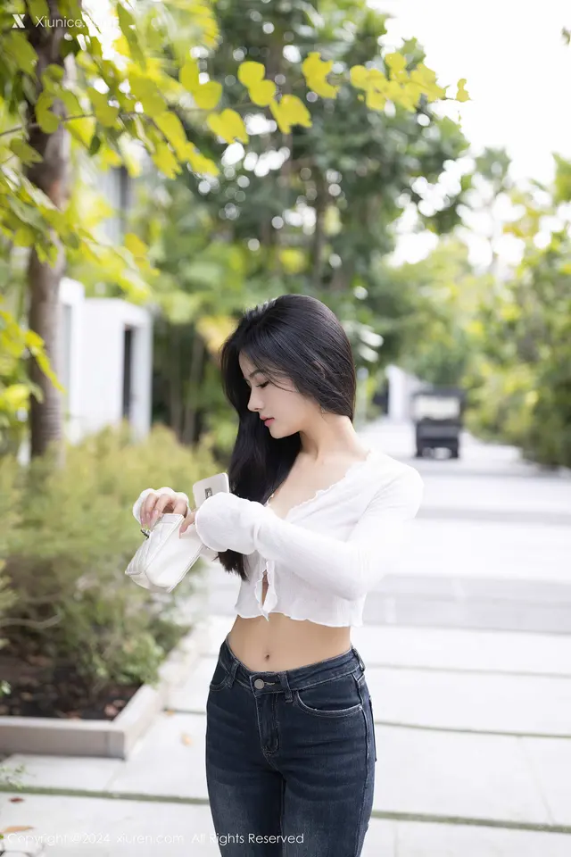 Xiuren秀人网 No.8262 小茶茶tea (80 photos)