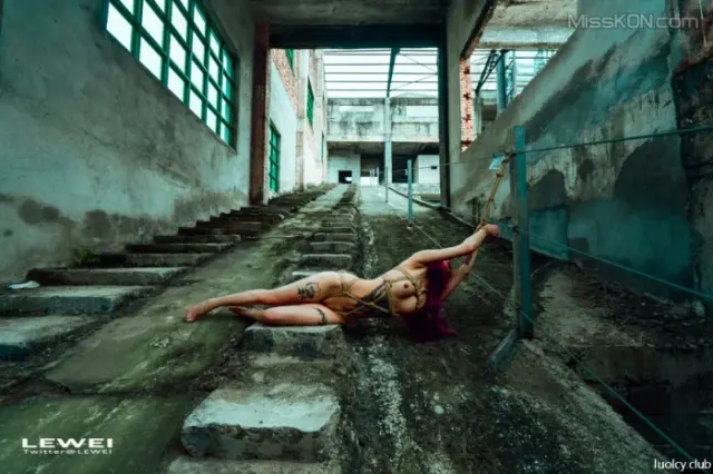 [OtherXXX] Lewei: SM捆绑 户外露出摄影合集 (932 photos + 1 video)