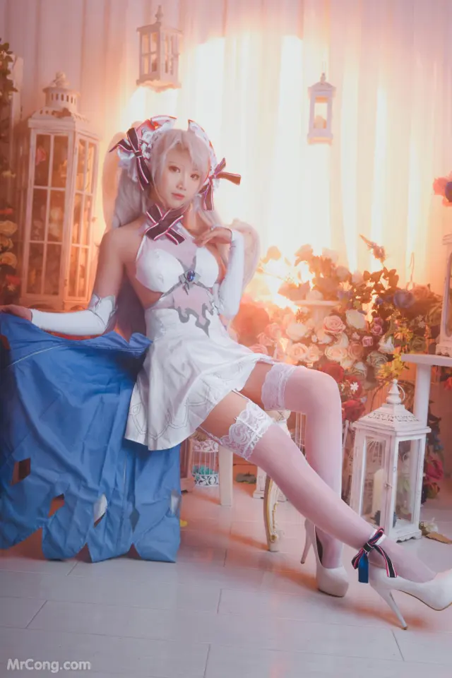 Coser@面饼仙儿 No.054: 欧根花嫁 (22 photos)