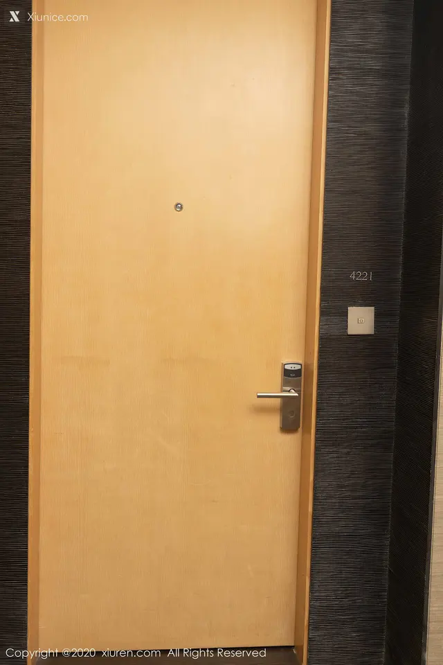 Xiuren秀人网 No.2860 陈小喵 (81 photos)