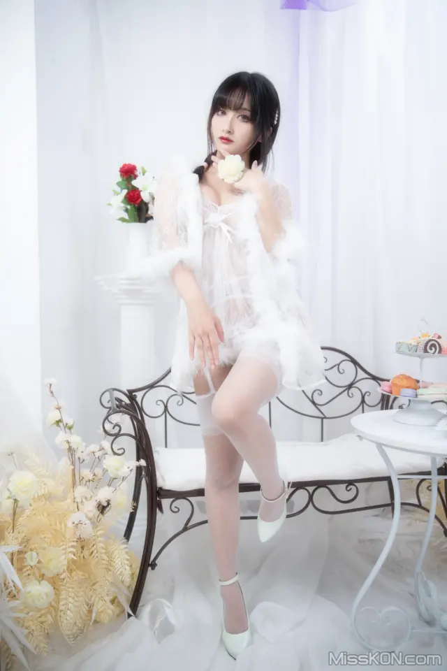 Coser@洛璃LoLiSAMA: 蛋糕 (25 photos + 2 videos)
