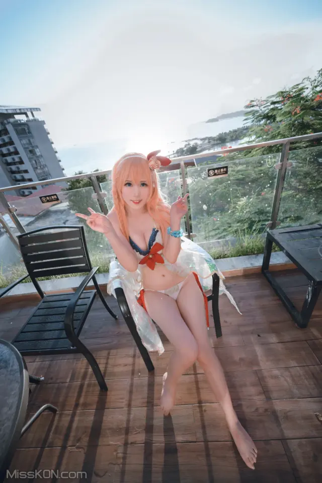 Coser@流年不停_w: 佩可莉姆泳装 (18 photos)