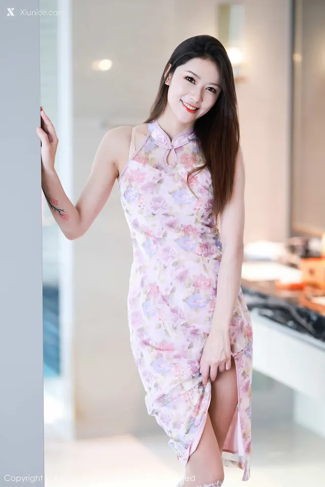 Xiuren秀人网 No.4067 方子萱 (59 photos)