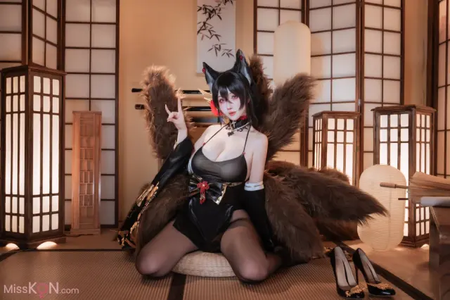 Coser@rioko凉凉子 – 碧蓝航线 近江 浅间 (61P)