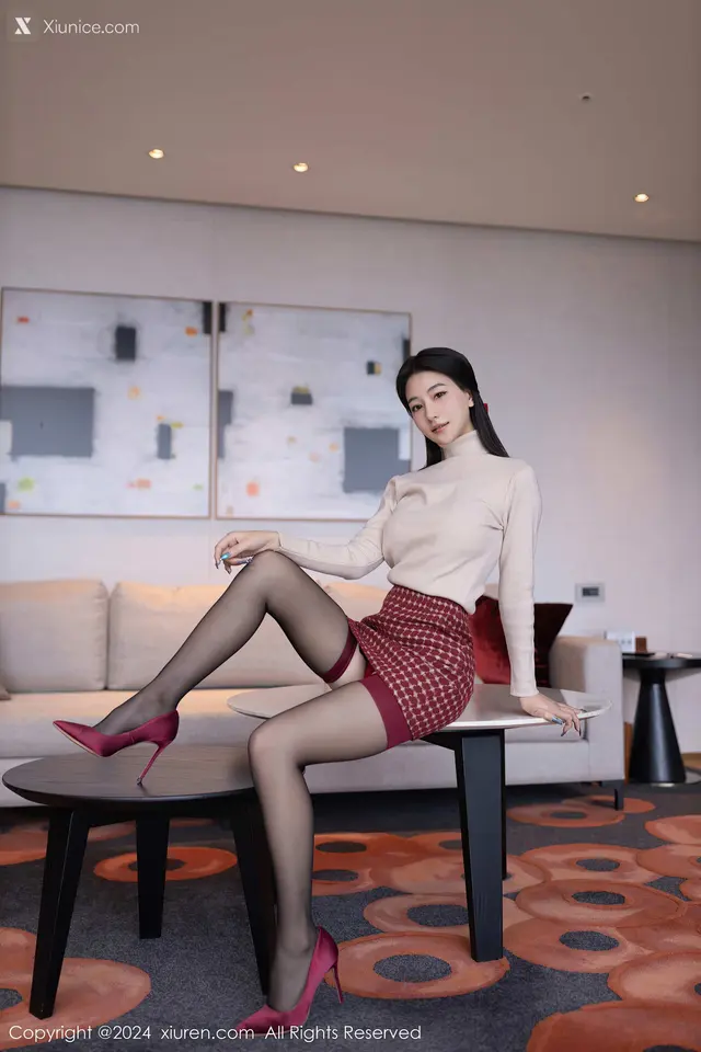 Xiuren秀人网 No.8074 熊小诺 (80 photos)