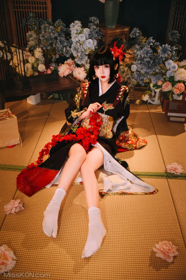 Coser@日奈娇: 花魁狐妖 (144 photos + 2 videos)