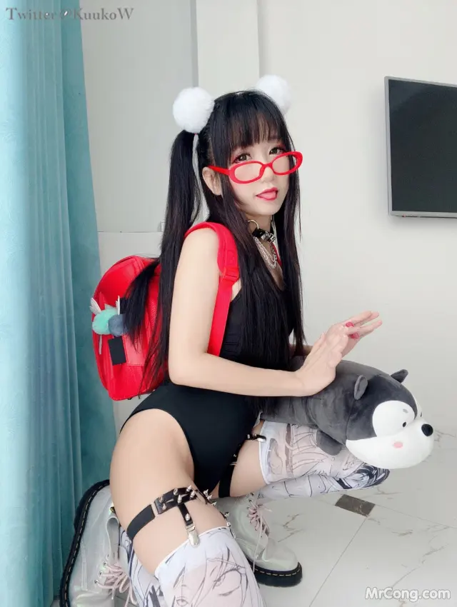 Coser@KuukoW No.033: Megane Chan (52 photos)