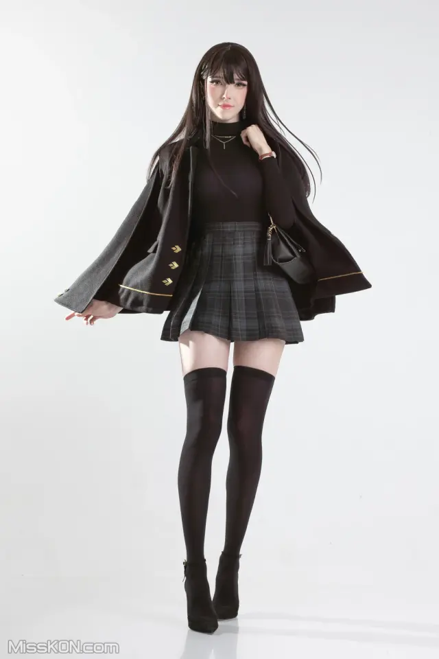 Coser@Candy_Ball: Diesel (24 photos + 5 videos)