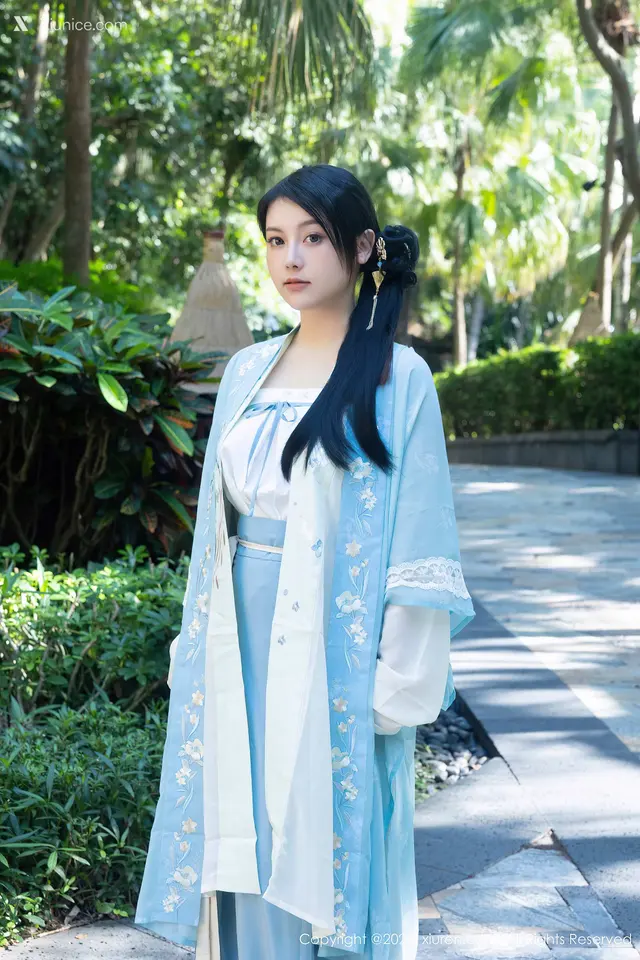 Xiuren秀人网 No.8137 模特合集 (84 photos)